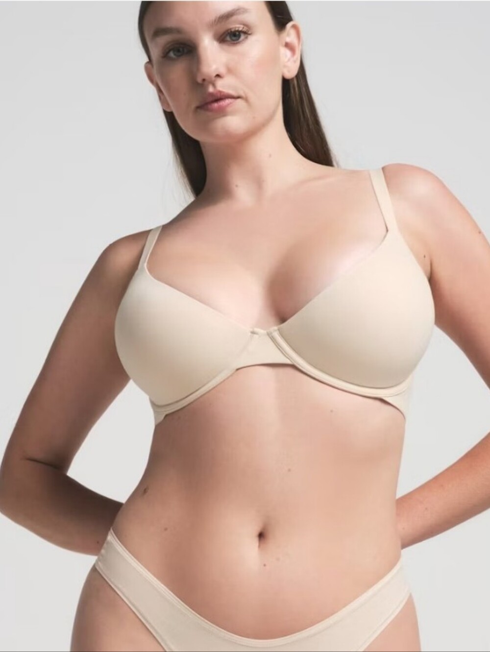 NWT $54 Skims FITS EVERYBODY Scoop PLunge Bra SIZE 34C